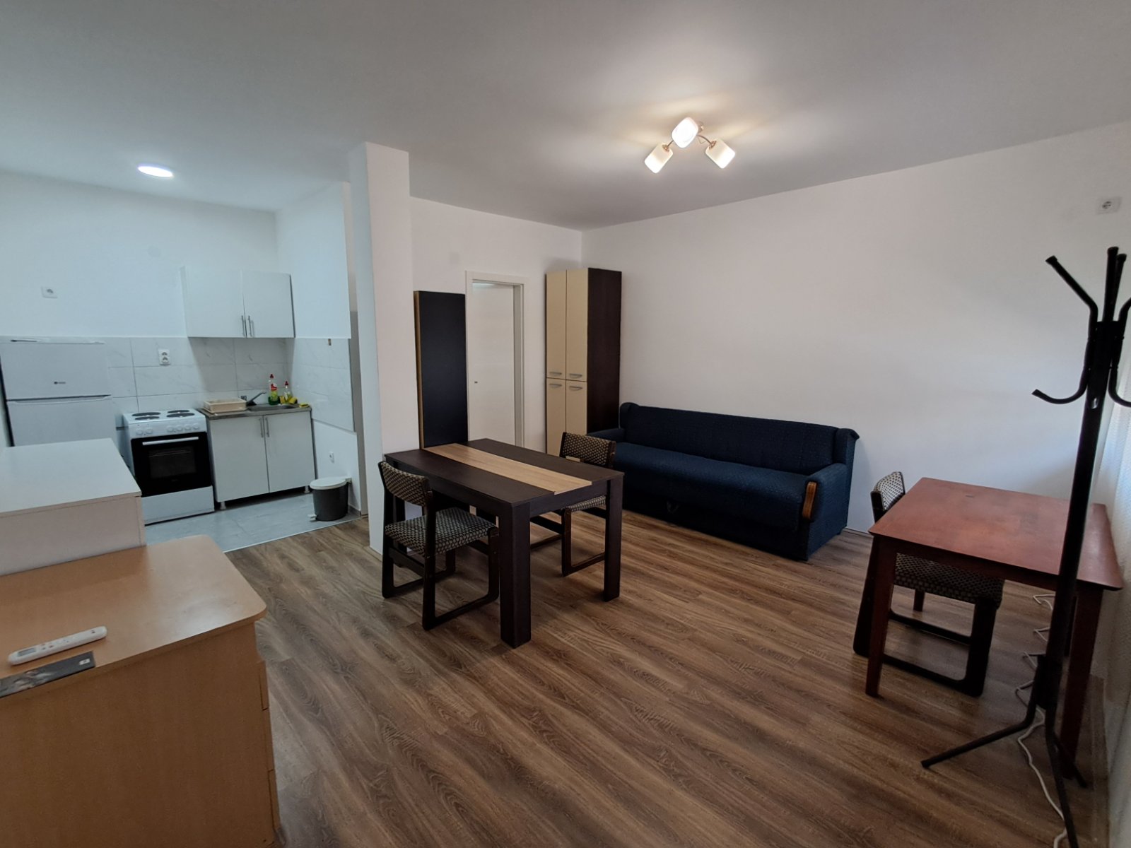 Garsonjera Novogradnja   Novi Sad   Adice   Veternik 1
