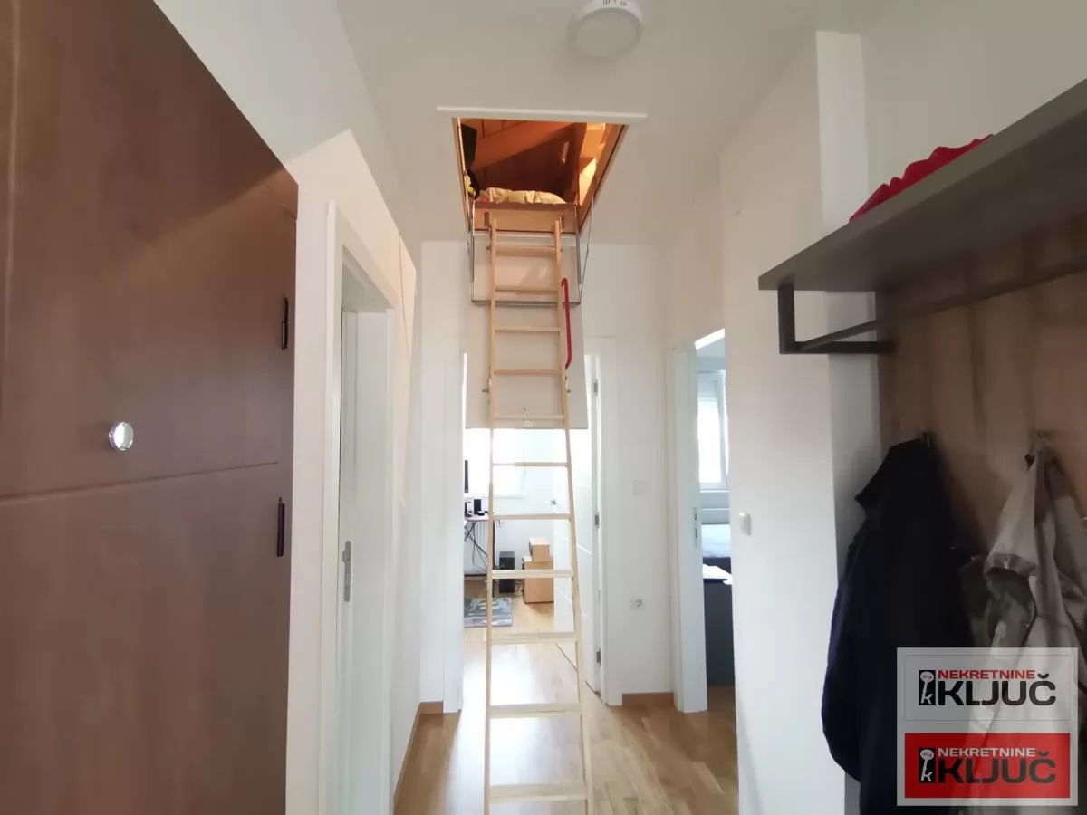KOD NAJLON PIJACE, 62m2, Trosoban, Namešten 8