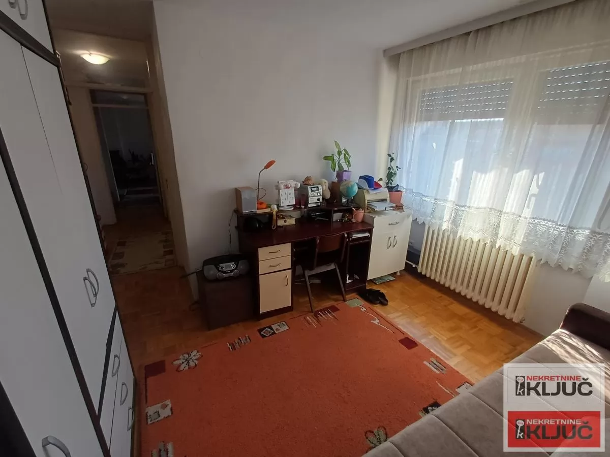 SAJMIŠTE, 65m2, Dvoiposoban kod Master Centra 3