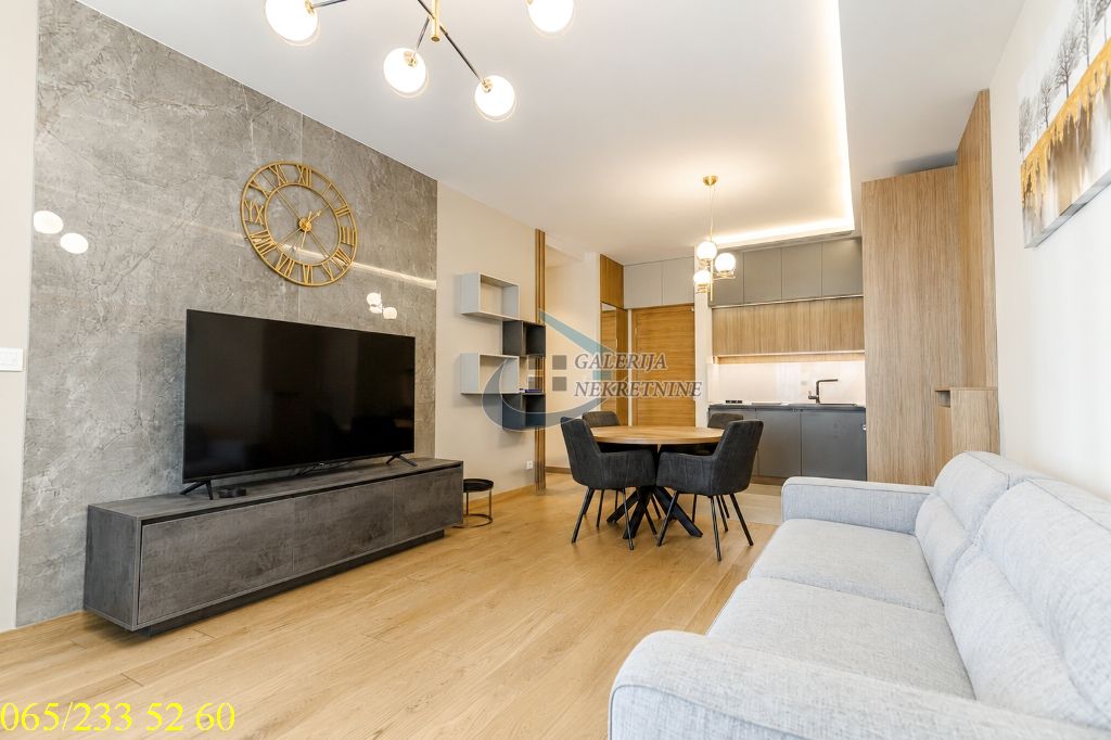 Novi Beograd  Blok 65  ZepTerra   Tadija Sondermajera 69m2 2