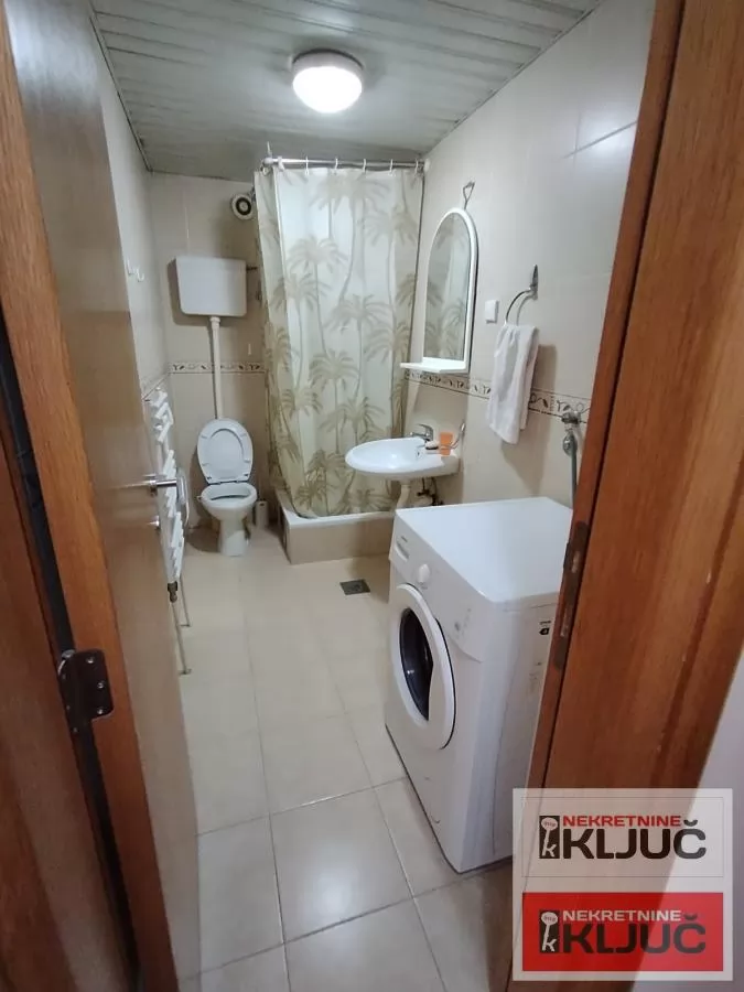 NOVA DETELINARA IZDAJE SE JEDNOIPOSOBAN NAMEŠTEN STAN 13