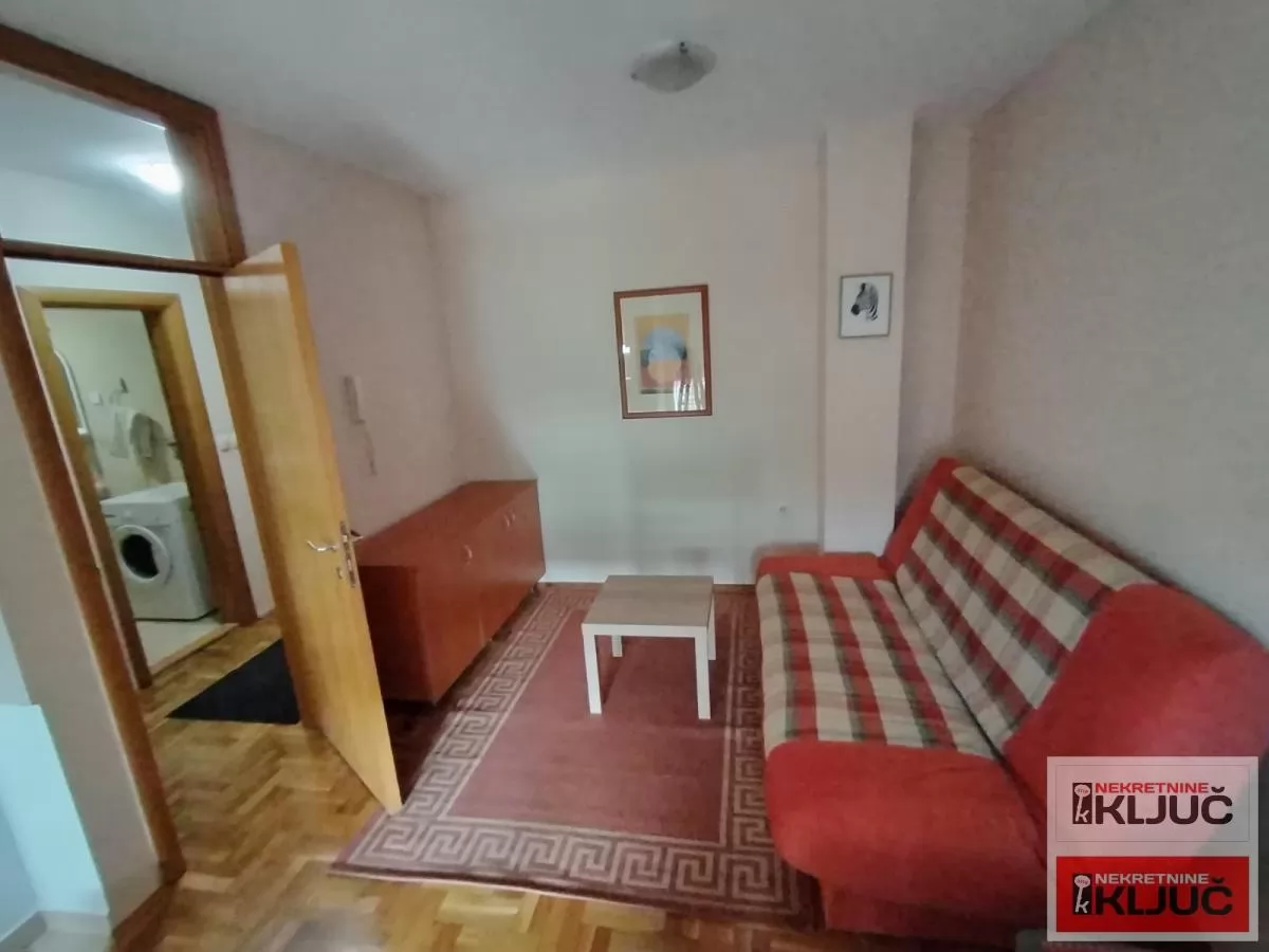 NOVA DETELINARA IZDAJE SE JEDNOIPOSOBAN NAMEŠTEN STAN 2