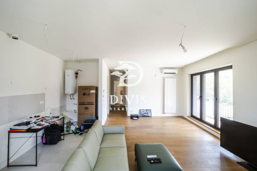 Luksuzan trosoban stan u Banovo Brdo Residence kompleksu 91m2 3