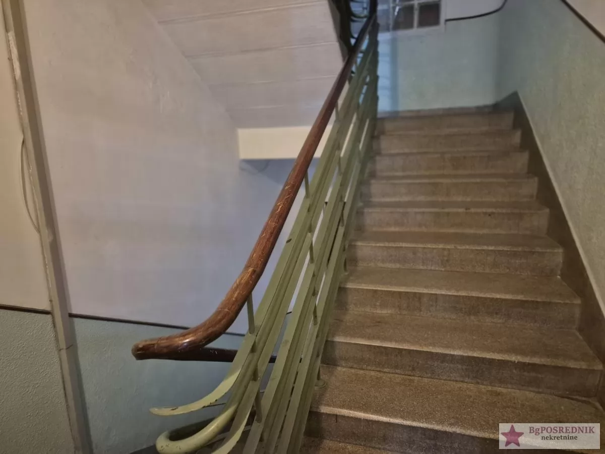 Savski venac, Senjak, Viktora Igoa, 95m2+28m2 11