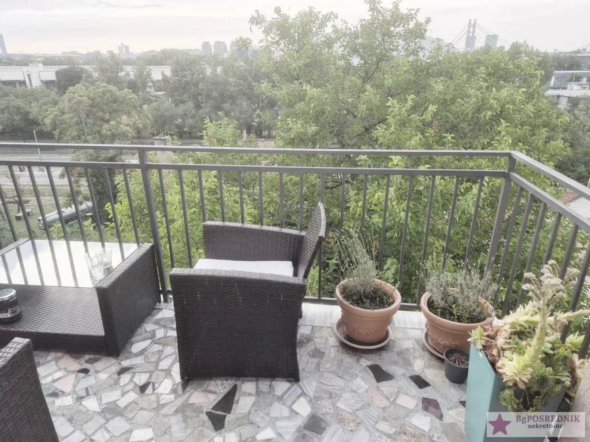 Savski venac, Senjak, Viktora Igoa, 95m2+28m2 15