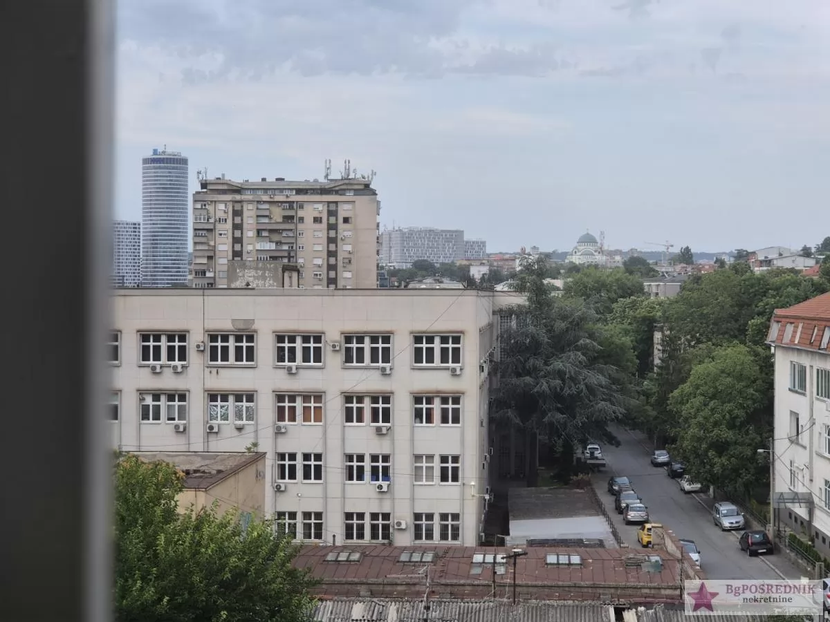Savski venac, Senjak, Viktora Igoa, 95m2+28m2 18