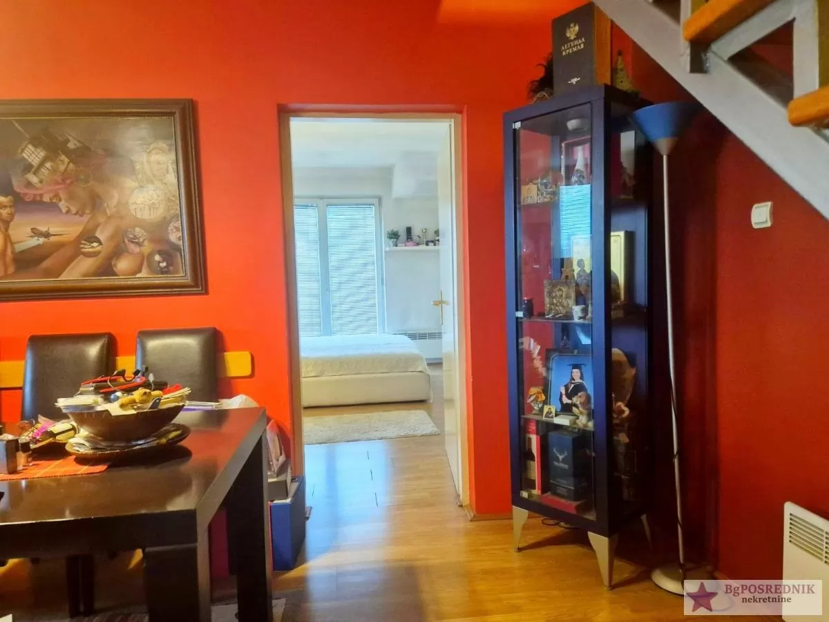 Savski venac, Senjak, Viktora Igoa, 95m2+28m2 8
