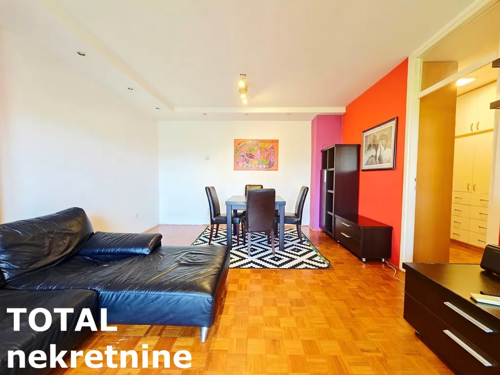 Stan,NOVI SAD,BULEVAR,kv: 54.00, € 165000, ID: 1102906 1