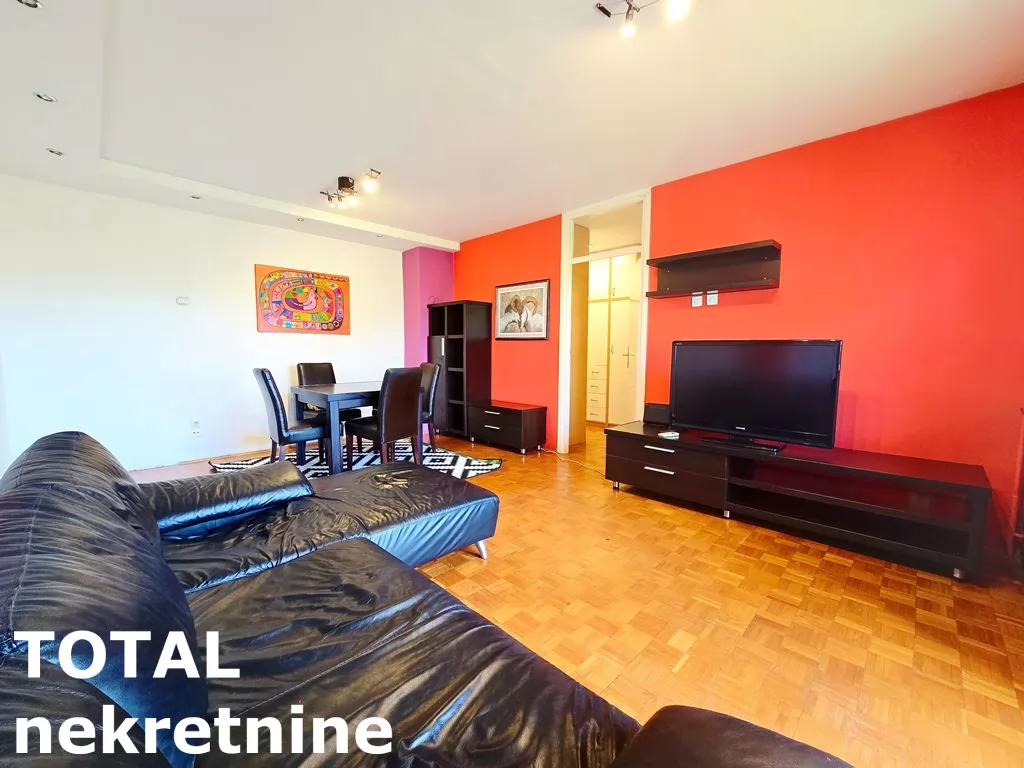 Stan,NOVI SAD,BULEVAR,kv: 54.00, € 165000, ID: 1102906 2