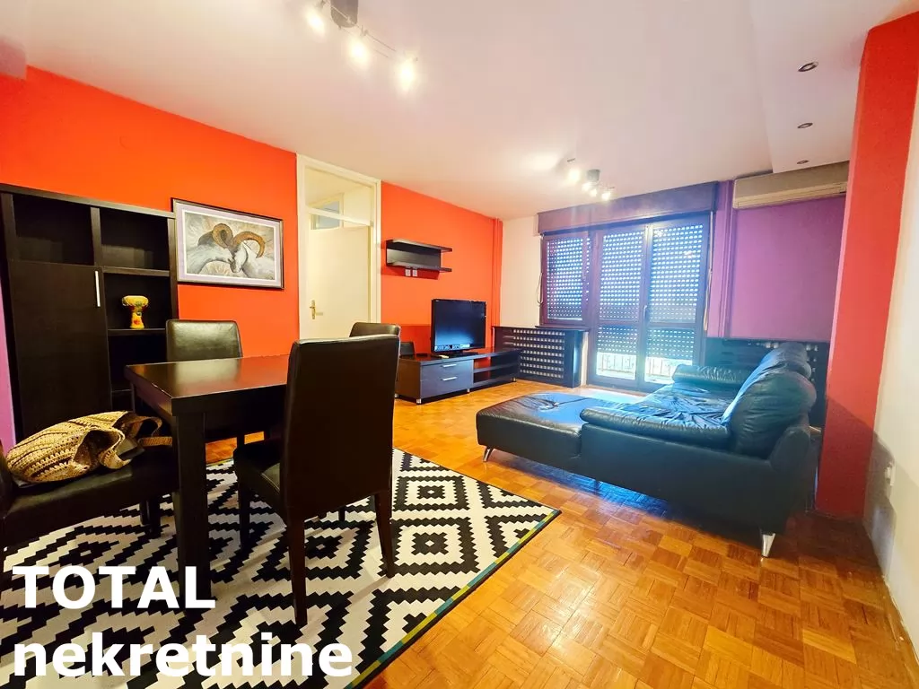 Stan,NOVI SAD,BULEVAR,kv: 54.00, € 165000, ID: 1102906 3