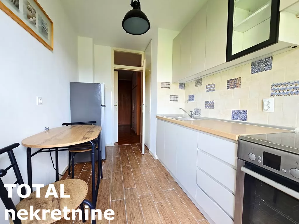 Stan,NOVI SAD,BULEVAR,kv: 54.00, € 165000, ID: 1102906 4