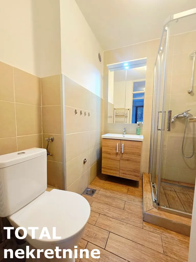 Stan,NOVI SAD,BULEVAR,kv: 54.00, € 165000, ID: 1102906 7