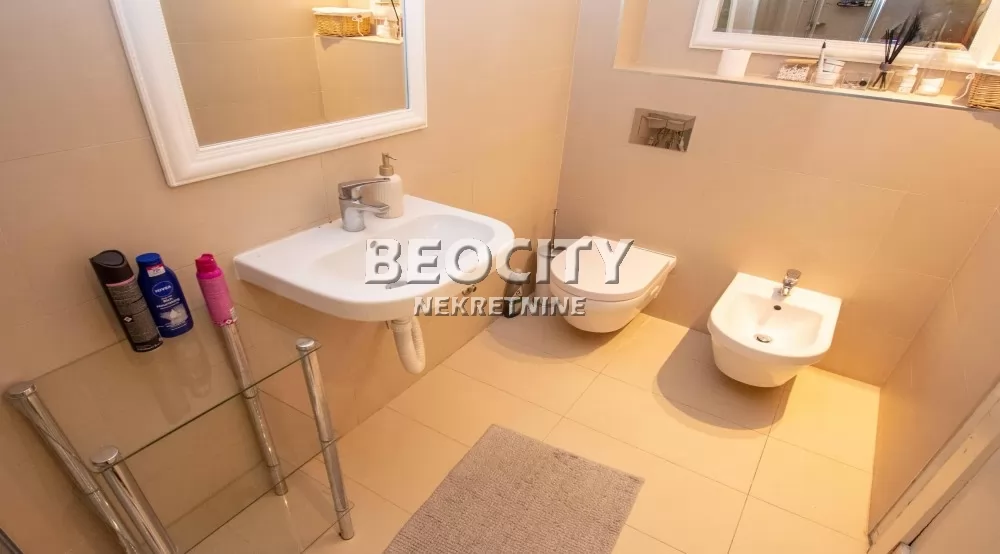 Trosoban stan, 68 m2, Centar, Cara Lazara ID: 132765 11