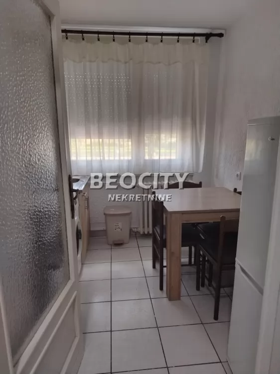 Dvosoban stan, 49 m2, Železnička stanica, Bulevar Jaše Tomića ID: 134043 8