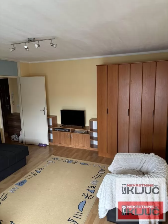 Jednoiposoban stan 41 m², Liman 3, Novi Sad, 7. sprat 8
