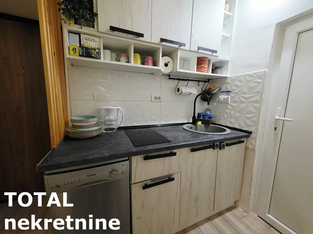 Stan,NOVI SAD,CENTAR,kv: 33.00, € 110000, ID: 1102897 6
