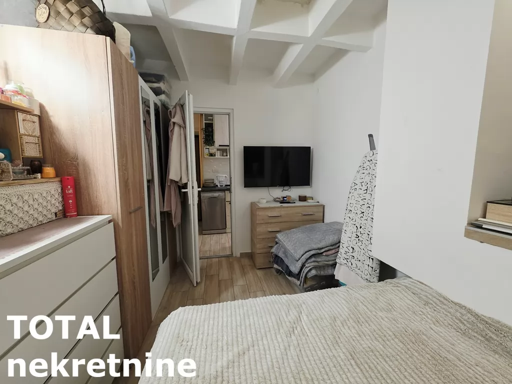 Stan,NOVI SAD,CENTAR,kv: 33.00, € 110000, ID: 1102897 9