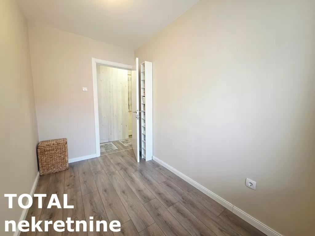 Stan,NOVI SAD,CENTAR,kv: 76.00, € 252000, ID: 1102765 13