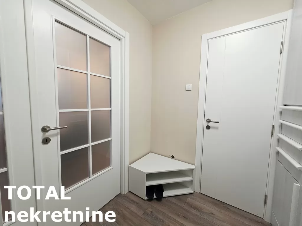 Stan,NOVI SAD,CENTAR,kv: 76.00, € 252000, ID: 1102765 22