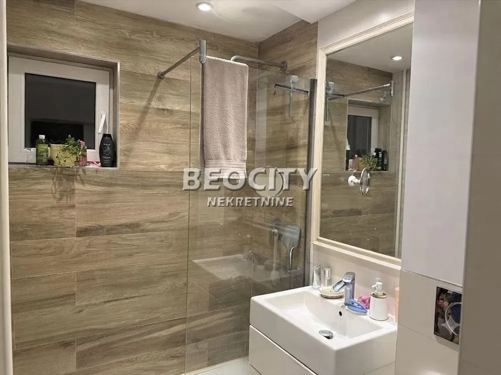 Trosoban stan, 75 m2, Banatić, Pariske Komune ID: 133948 12