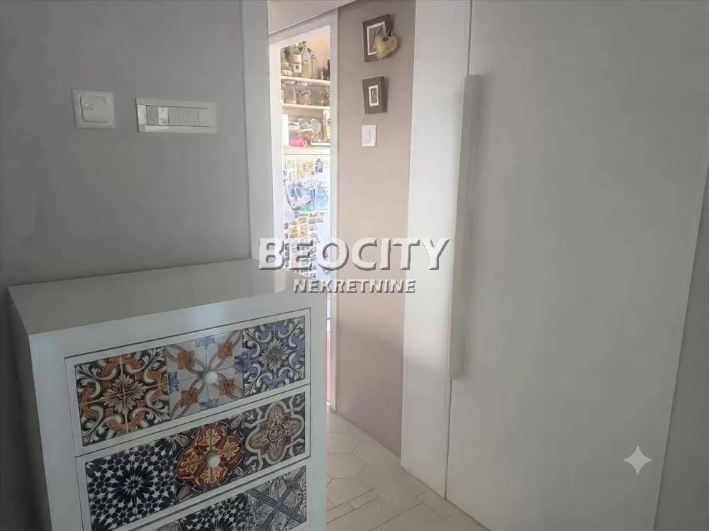 Trosoban stan, 75 m2, Banatić, Pariske Komune ID: 133948 6