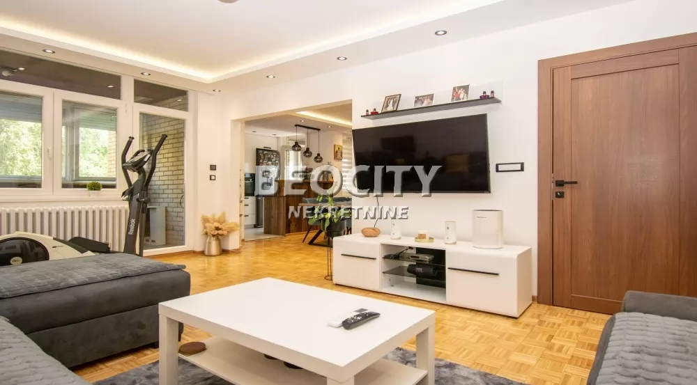 Trosoban stan, 92 m2, Centar, Pere Velimirovića ID: 133961 2