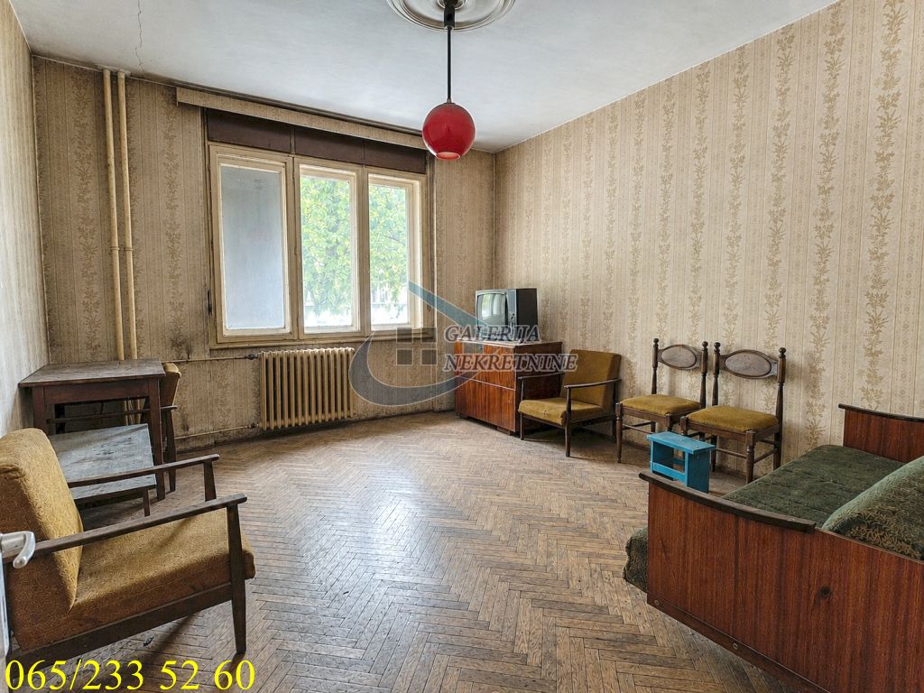 Vračar  Krunski venac   Desanke Maksimović 55m2 1