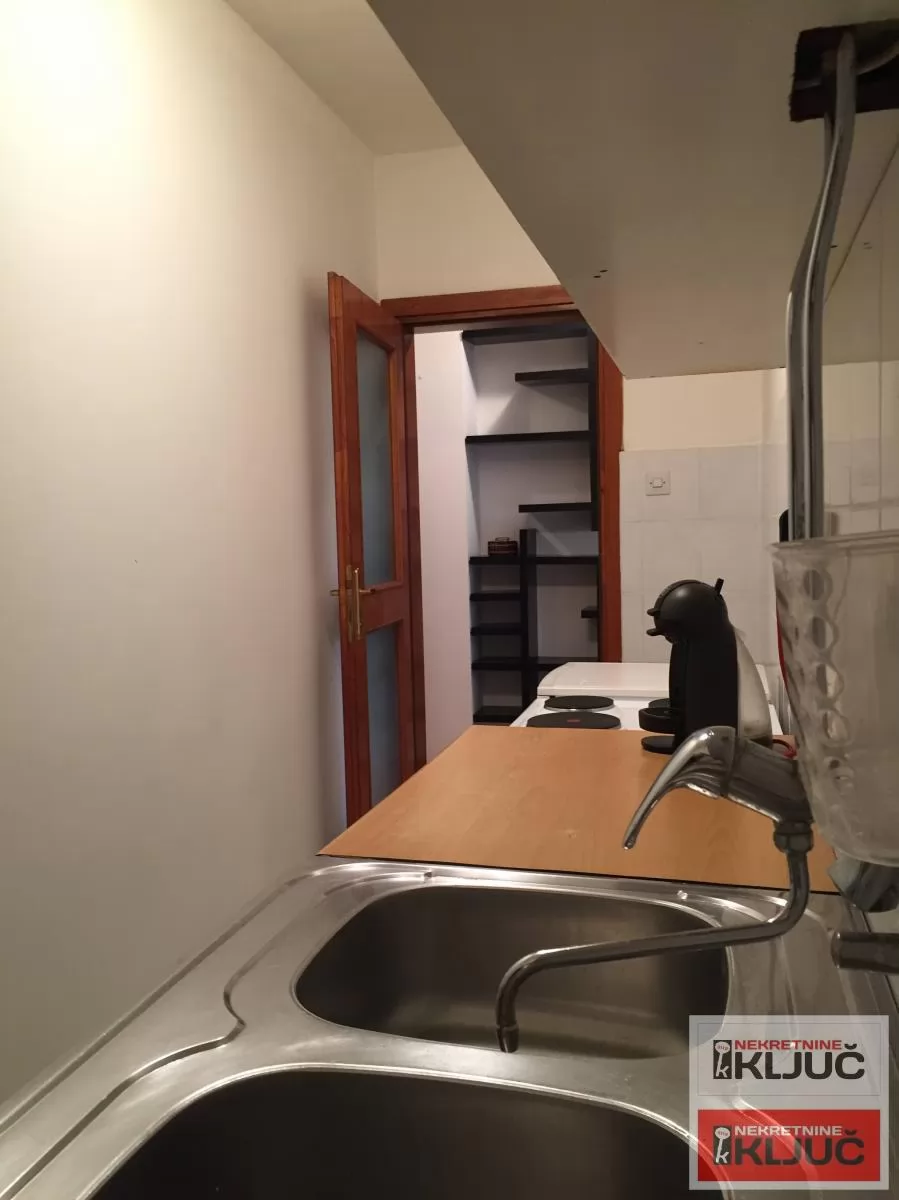 BULEVAR, 41m2, Jednoiposoban kod Futoške pijace 14