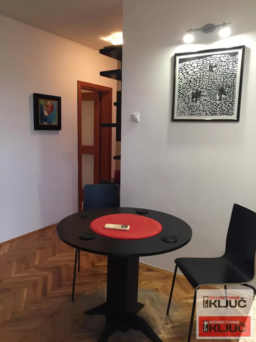 BULEVAR, 41m2, Jednoiposoban kod Futoške pijace 8