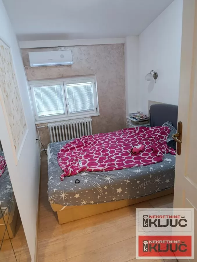 CENTAR, 52m2, Dvoiposoban kod Trga Mladenaca 5