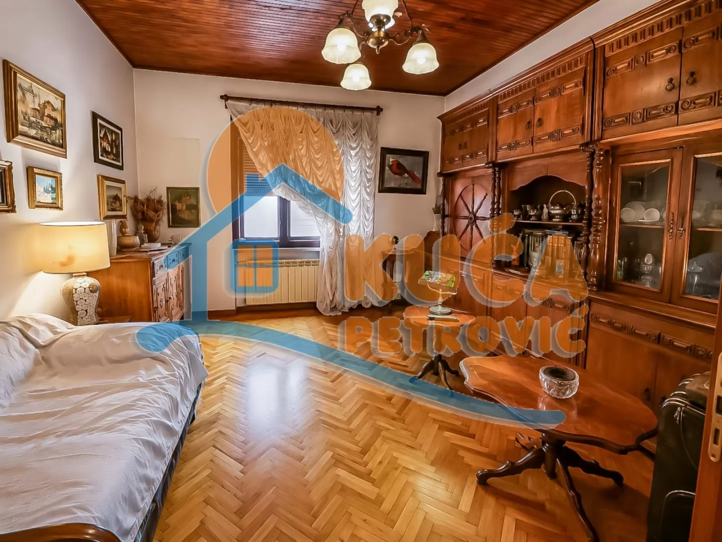 Dvosoban stan, 77 m2, Centar, Cara Dušana ID: p-016970 2