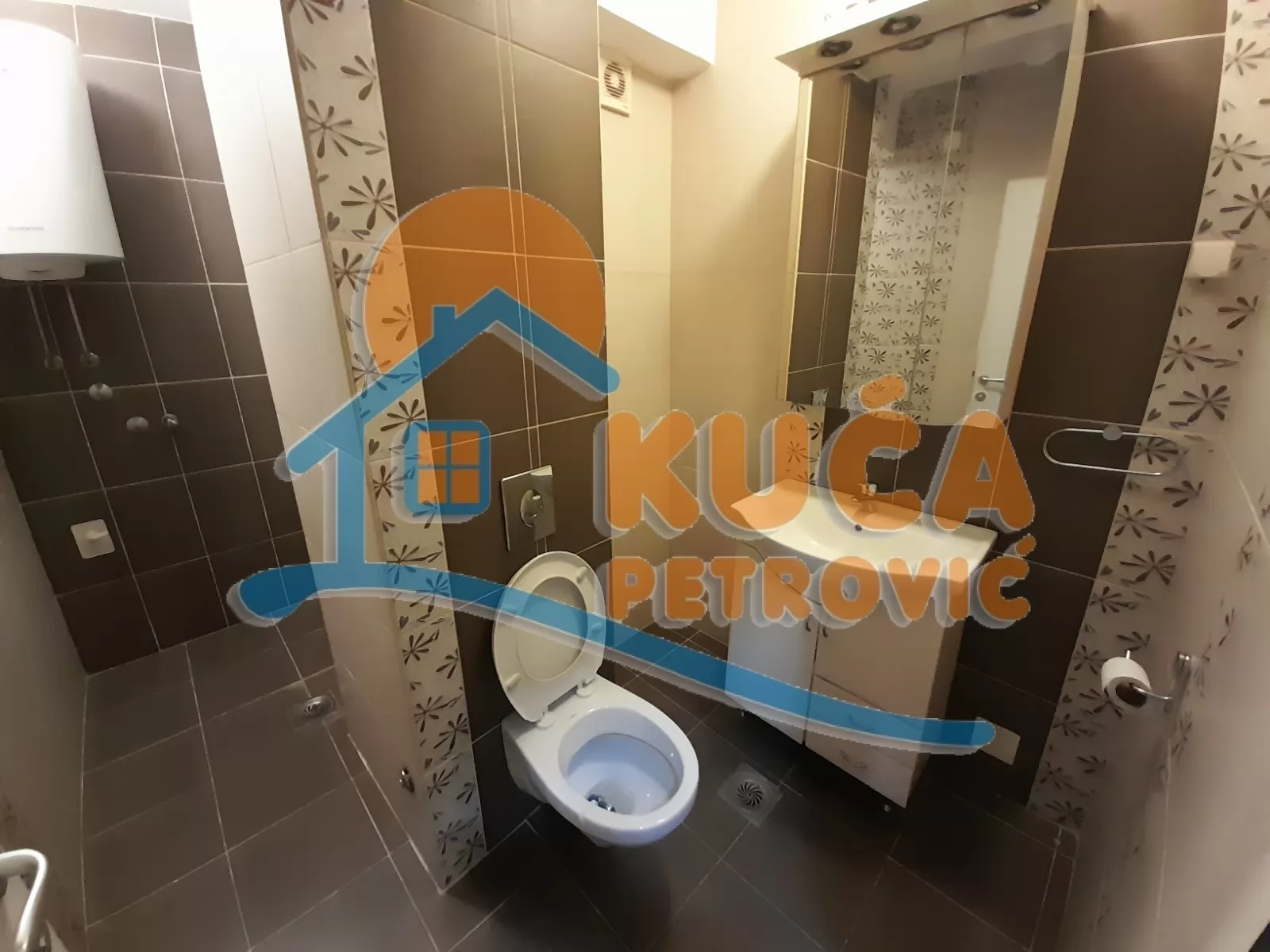 Jednosoban stan, 54 m2, Čair, Sestre Baković ID: i-04648 9