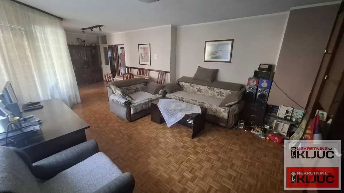 NOVO NASELJE, 83m2, Trosoban može Troiposoban 1