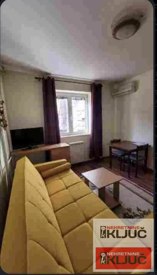 Garsonjera 26 m², Bulevar Oslobođenja, Novi Sad 4
