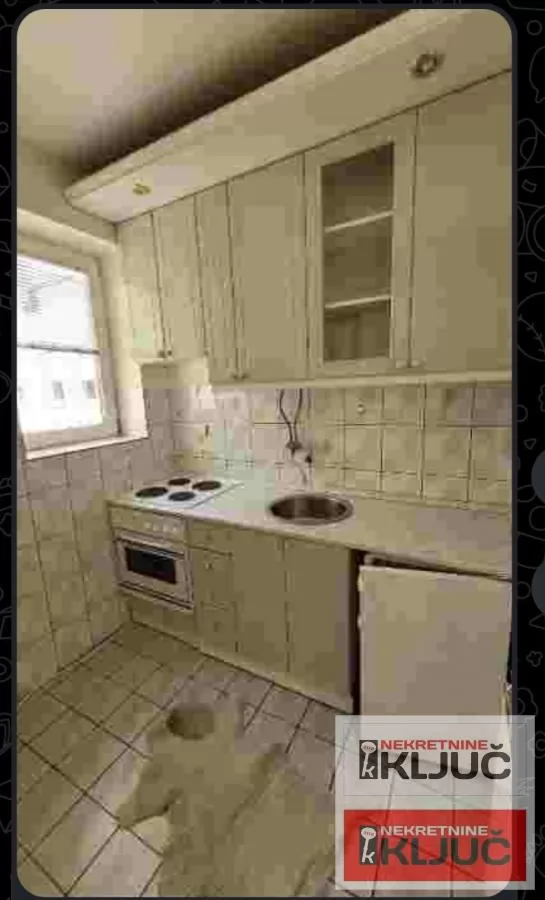 Garsonjera 26 m², Bulevar Oslobođenja, Novi Sad 9