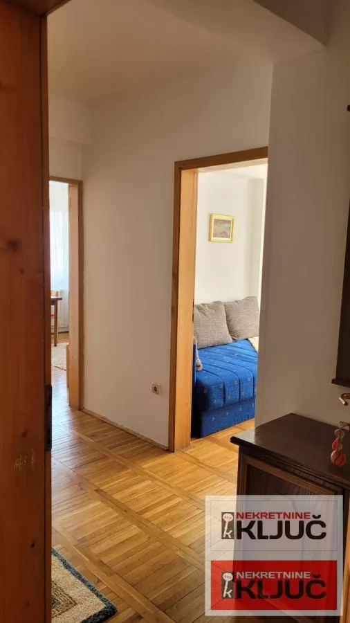 Jednoiposoban stan 43 m², Bulevar Oslobođenja, Novi Sad 6