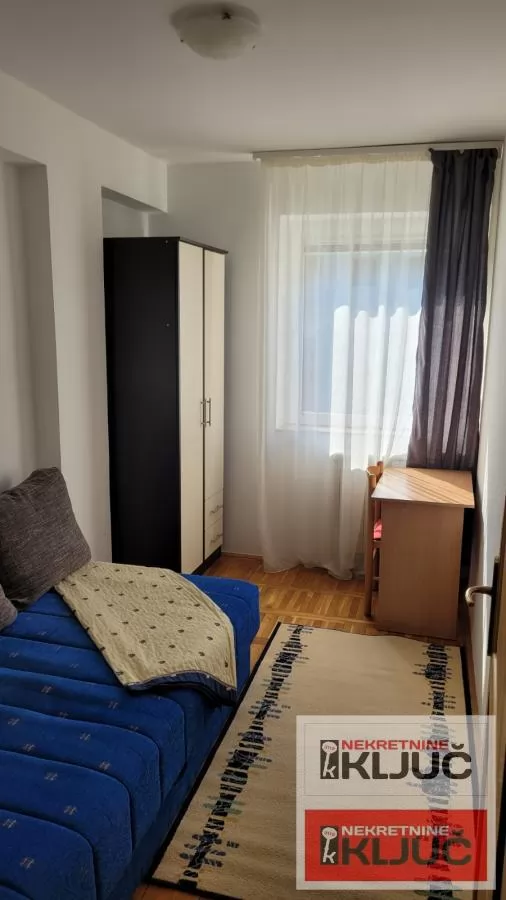 Jednoiposoban stan 43 m², Bulevar Oslobođenja, Novi Sad 8