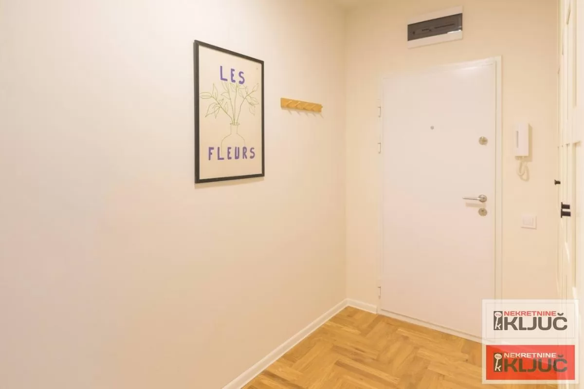 SAJMIŠTE, 40m2, Jednosoban, Renoviran, Polunamešten 8