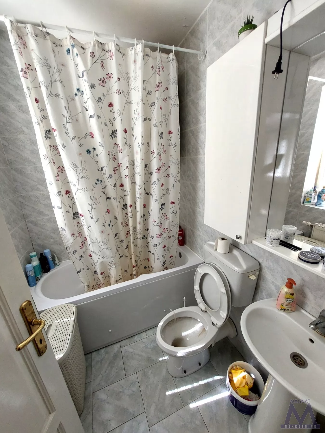 Stan,NOVI SAD,CENTAR,kv: 42, € 134000, ID: 1019412 8