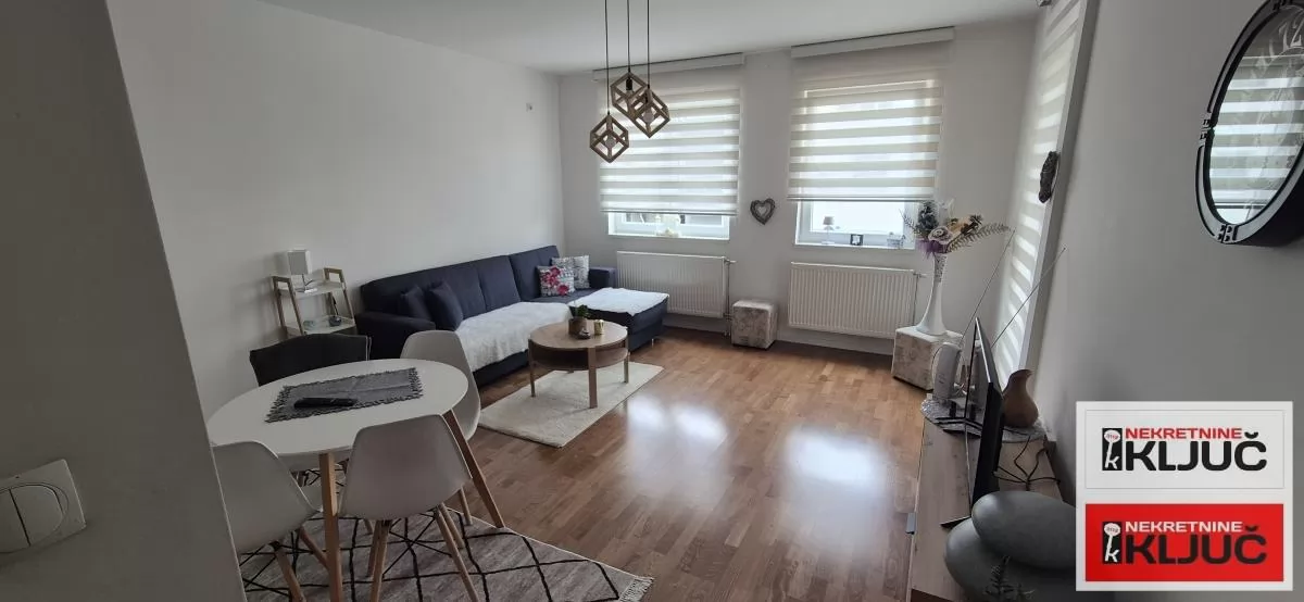 TELEPSKA DOLINA GRANDE, 71m2, Četvorosoban, Namešten 1