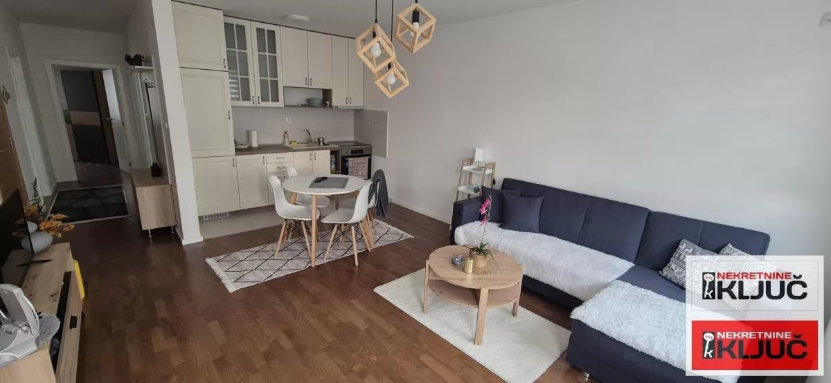 TELEPSKA DOLINA GRANDE, 71m2, Četvorosoban, Namešten 3