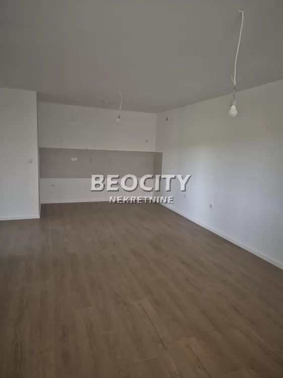 četvorosoban stan, 82 m2, Sremska Kamenica, Karagača ID: 134081 1