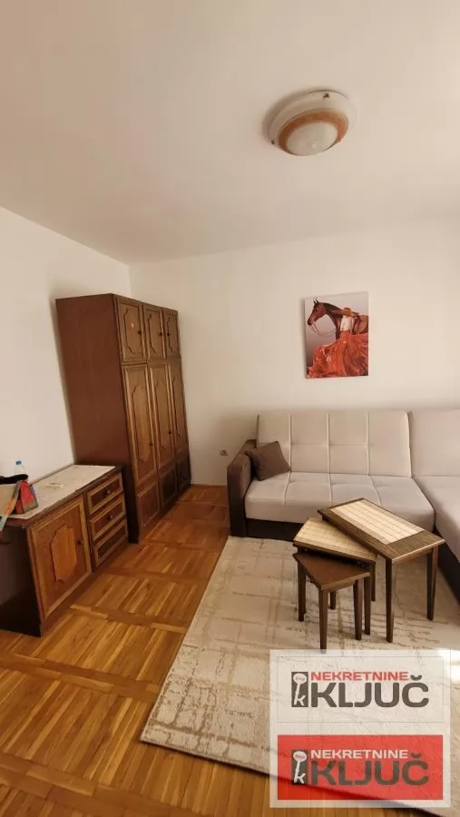 Garsonjera 26 m², Bulevar Oslobođenja, Novi Sad, 3. sprat 2
