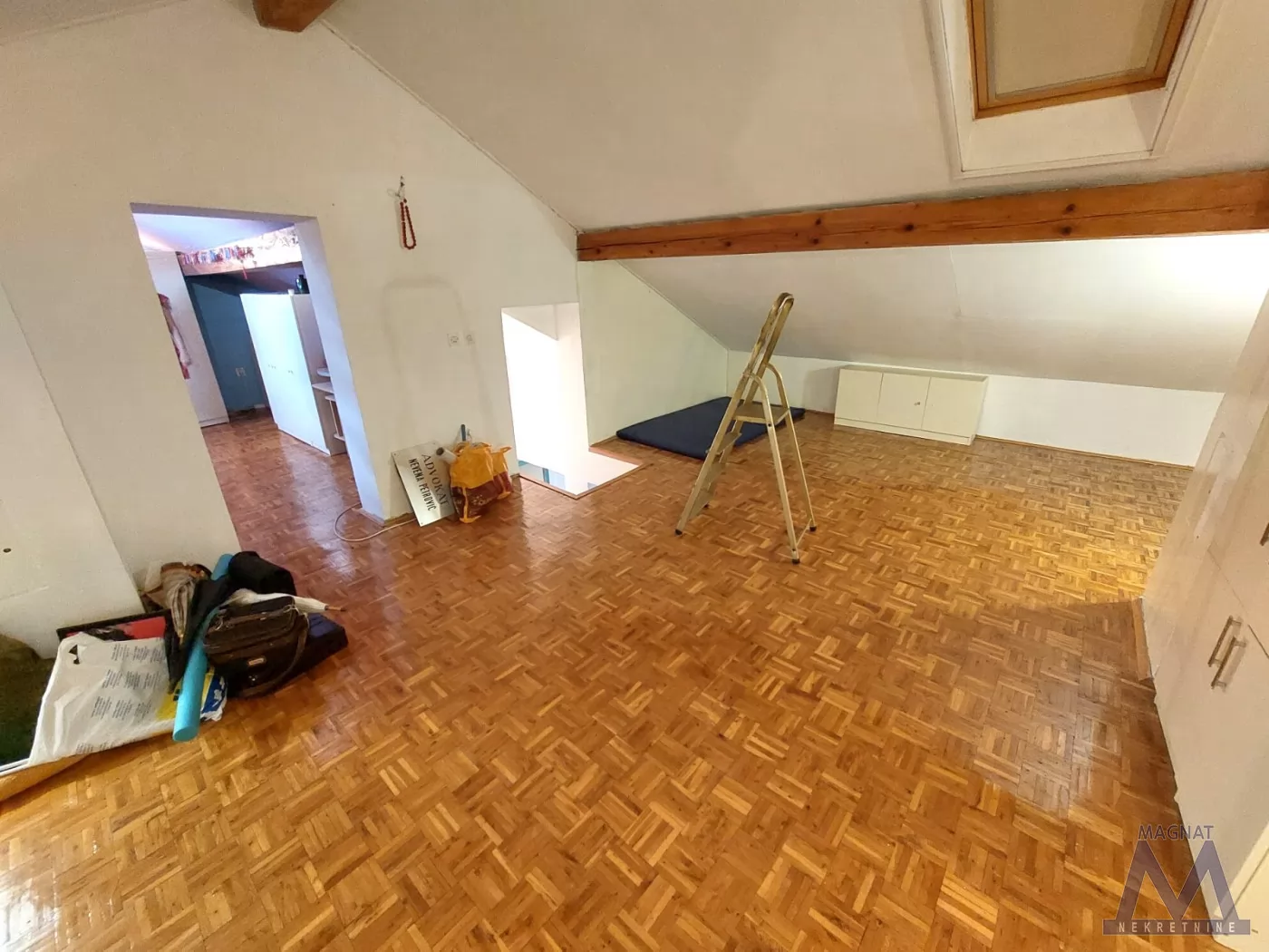 Stan,NOVI SAD,NOVO NASELJE,kv: 100, € 400, ID: 9101970 7