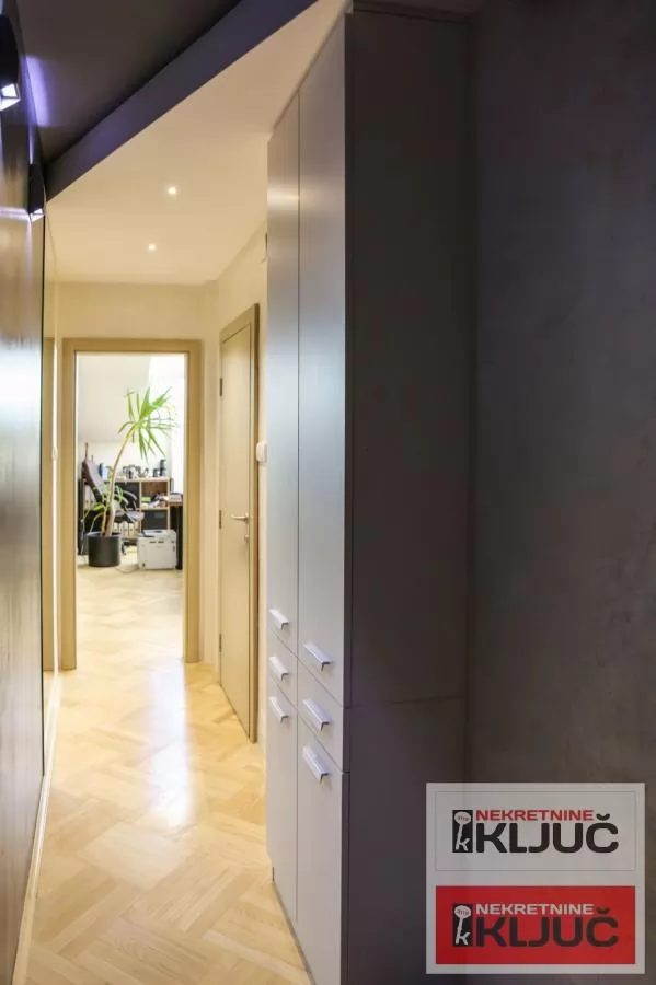 STROGI CENTAR, 69m2, Dvosoban može Trosoban, Namešten, Moderan 19