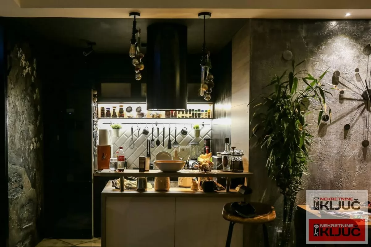 STROGI CENTAR, 69m2, Dvosoban može Trosoban, Namešten, Moderan 7