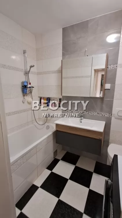 četvorosoban stan, 102 m2, Grbavica, Doža Đerđa ID: 134056 9