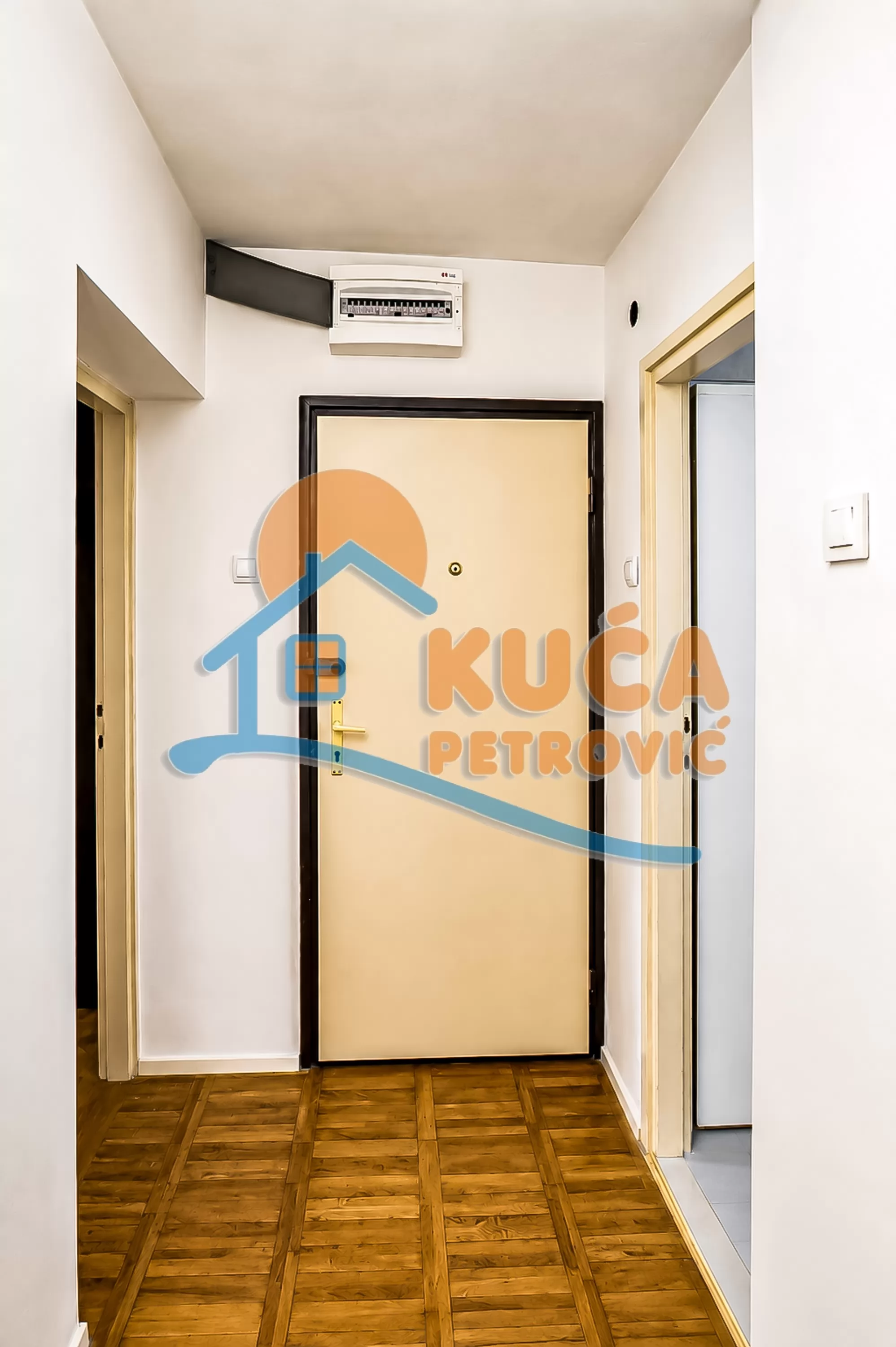 Dvosoban stan, 48 m2, Čair, Cara Dušana ID: p-016983 7