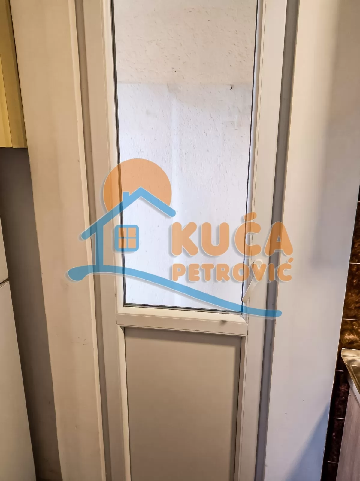 Jednosoban stan, 45 m2, Crveni Pevac, Dragiše Cvetkovića ID: i-016968 9