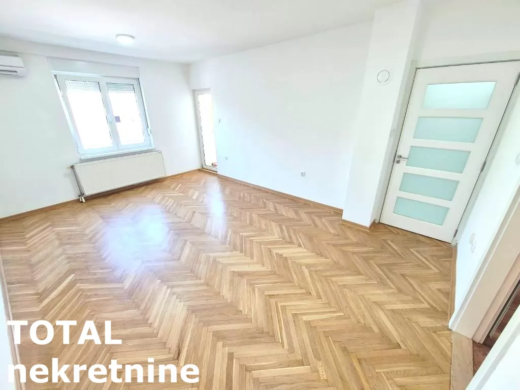 Stan,NOVI SAD,SAJAM,kv: 40.00, € 136000, ID: 1102808 1